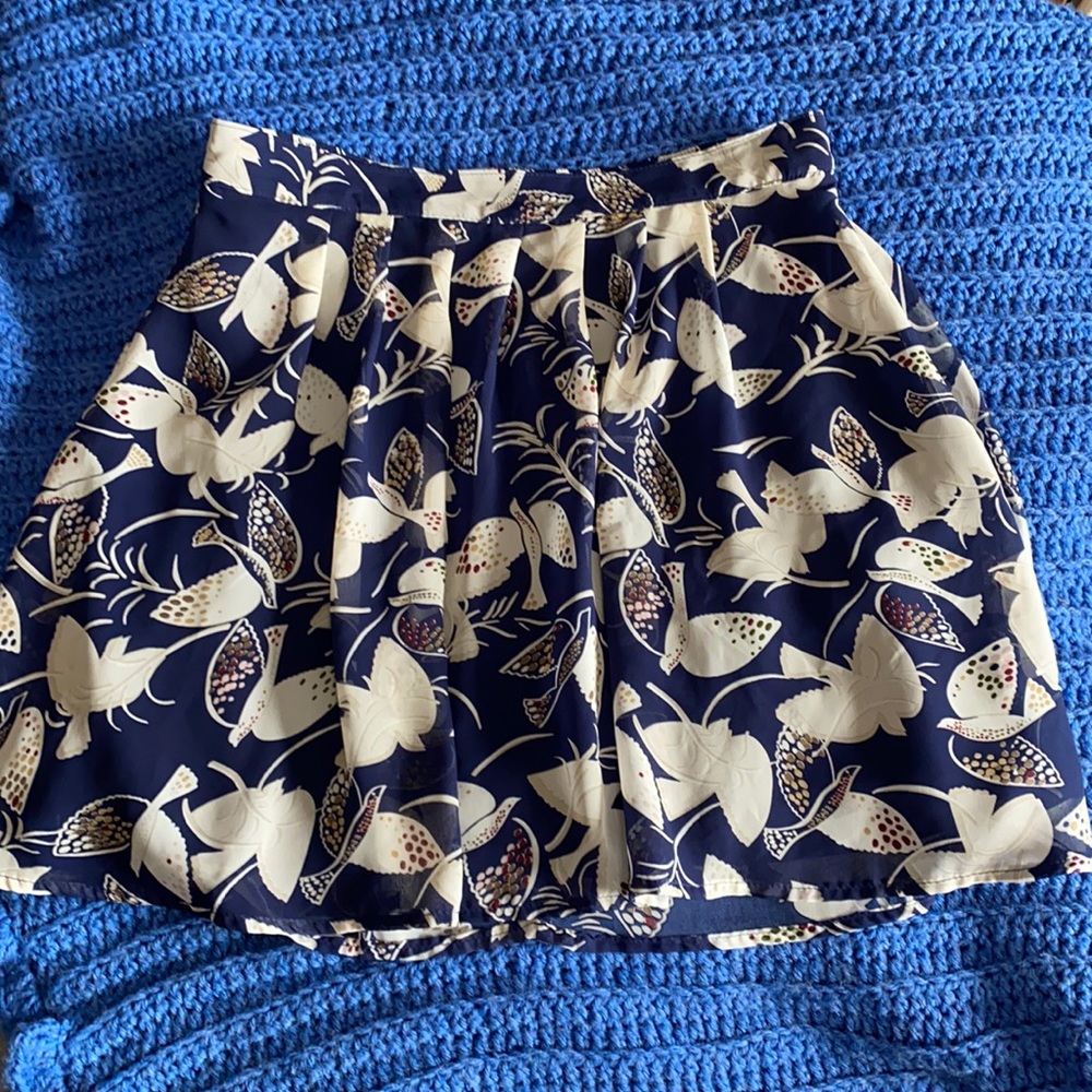 women’s skirt